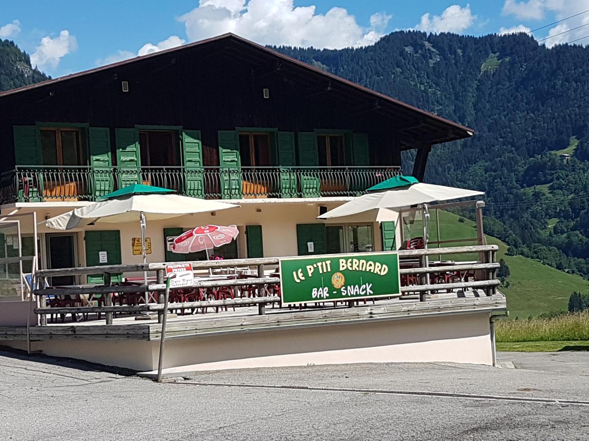 Hotel Les Bernards Praz-sur-Arly Zewnętrze zdjęcie